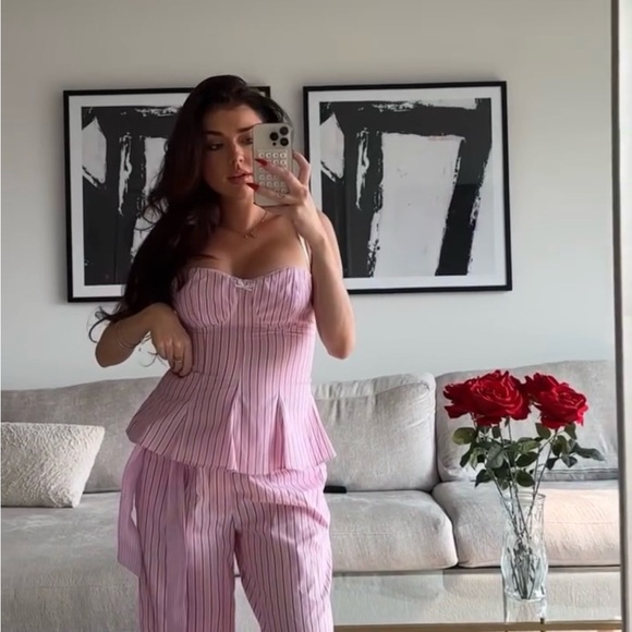 Striped Pink Straight-Leg Pants — Feminine Tailored Look - Picture 5 of 6